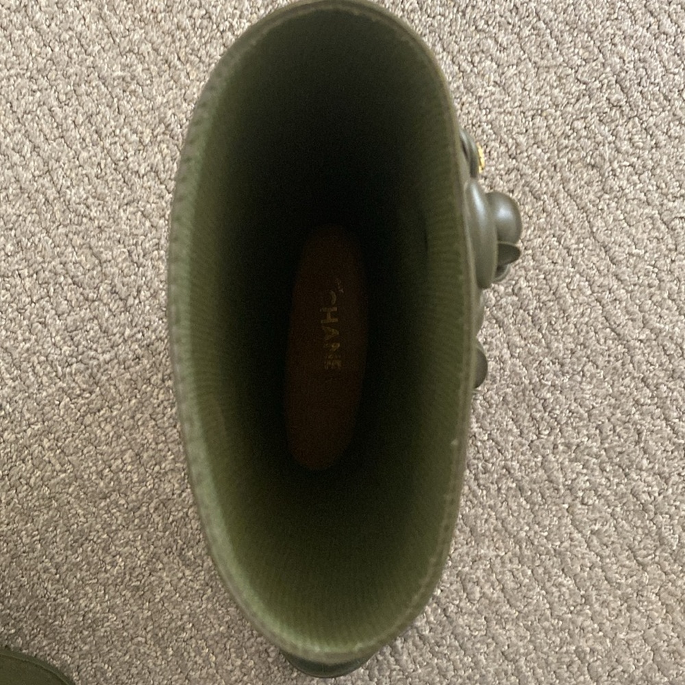 CHANEL Camellia Rain Boots Boots Women's Rubber Moss Green size 39 (8) - Picture 3 of 8